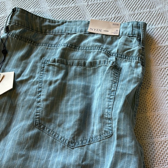 NYDJ NWT Teresa Wide Leg Summer Stripe Placket Pants - Picture 4 of 12